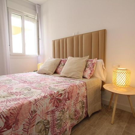 マラガDel Parque Flats Puertoアパートメント エクステリア 写真