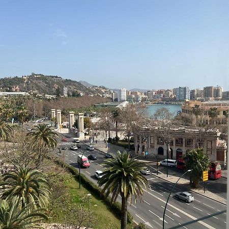 マラガDel Parque Flats Puertoアパートメント エクステリア 写真