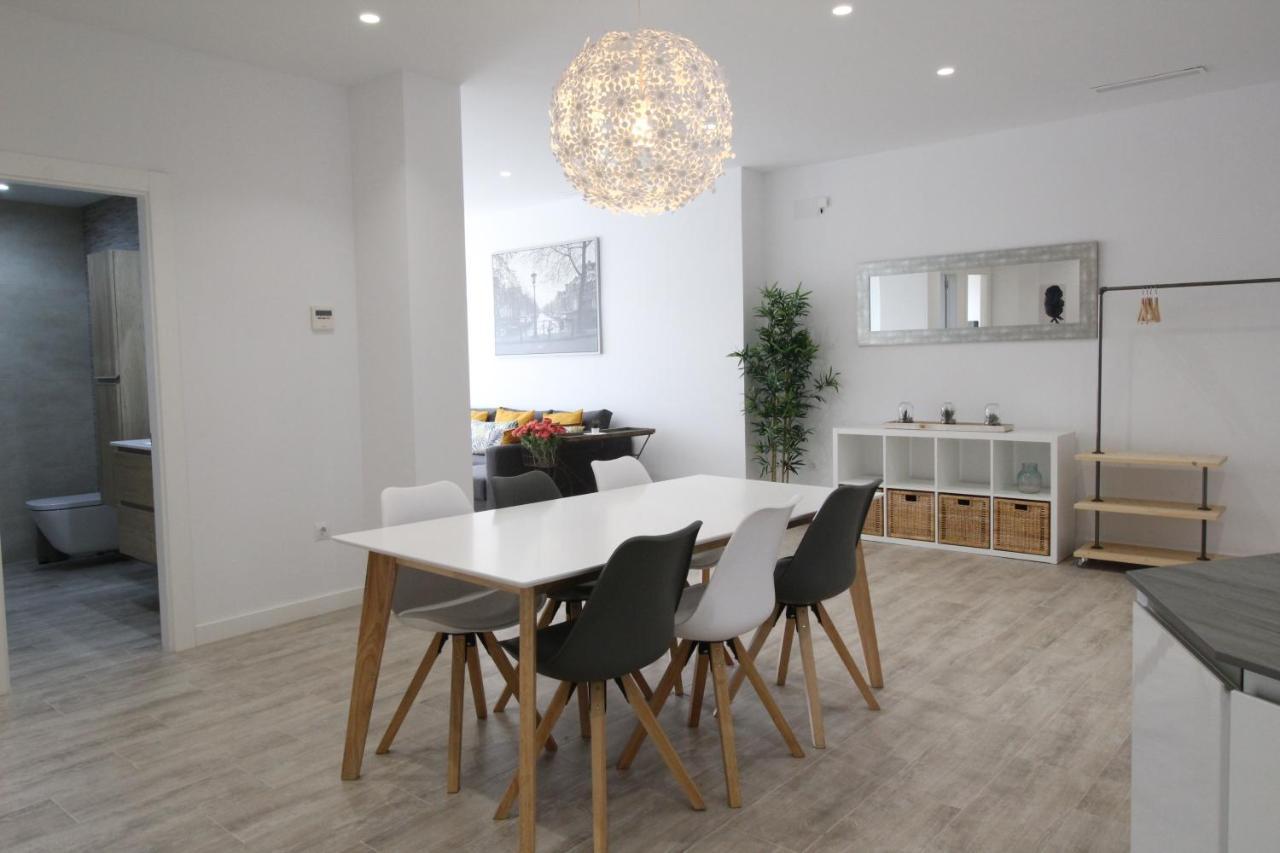 マラガDel Parque Flats Puertoアパートメント エクステリア 写真