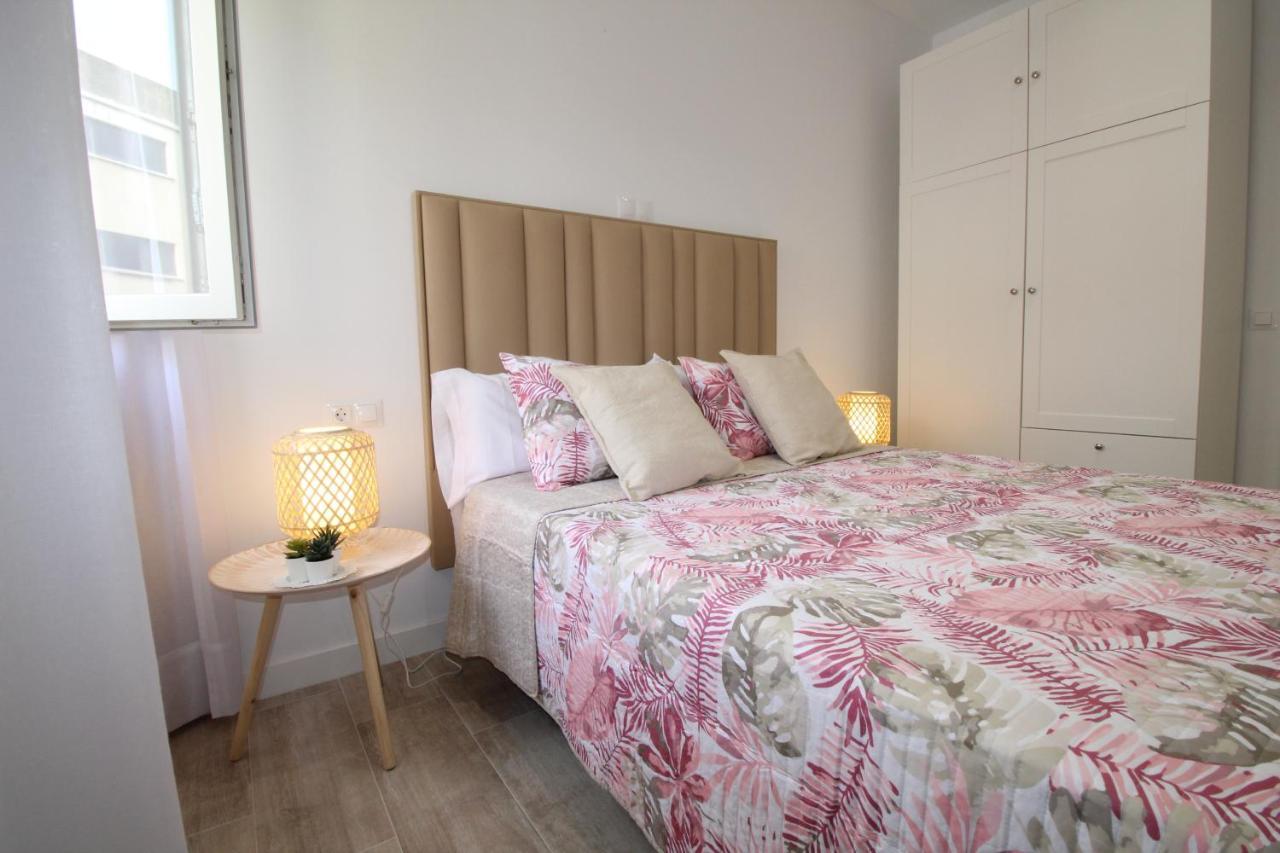 マラガDel Parque Flats Puertoアパートメント エクステリア 写真