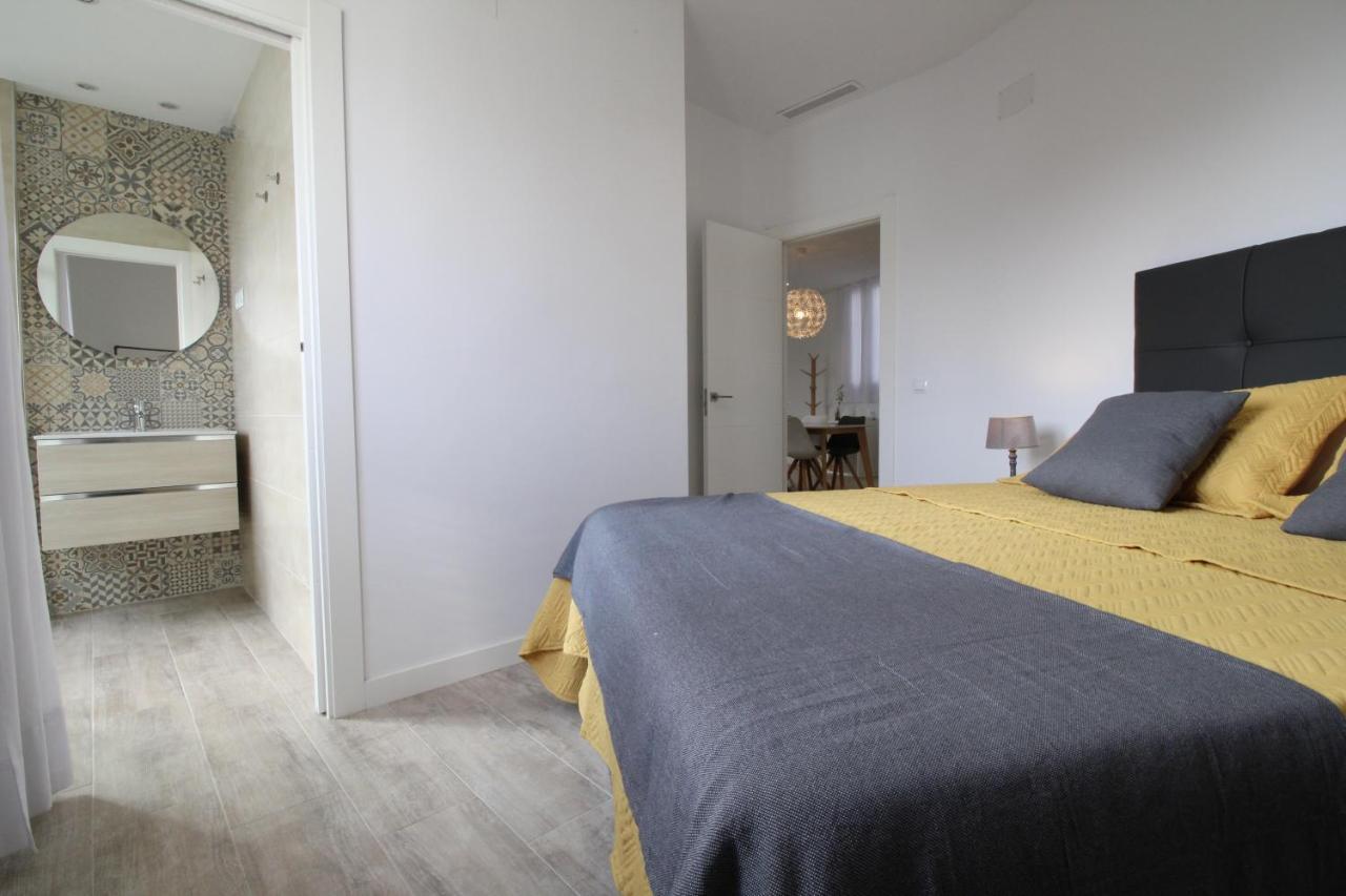 マラガDel Parque Flats Puertoアパートメント エクステリア 写真